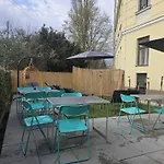 Massive 6Br Shared Apt At Millenium City For Big Groups