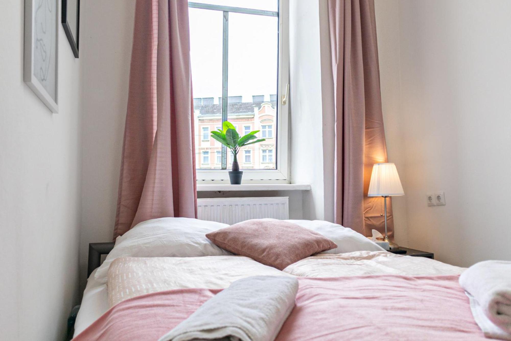 Apartment Massive 6br Shared At Millenium For Big Groups