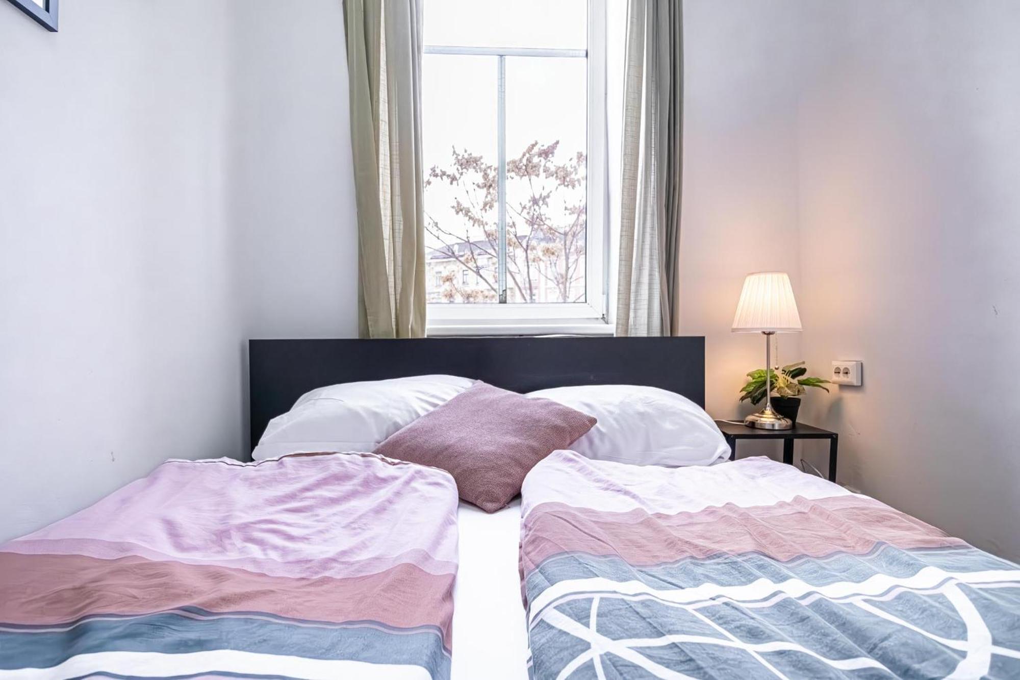 Apartment Massive 6br Shared At Millenium For Big Groups Wien